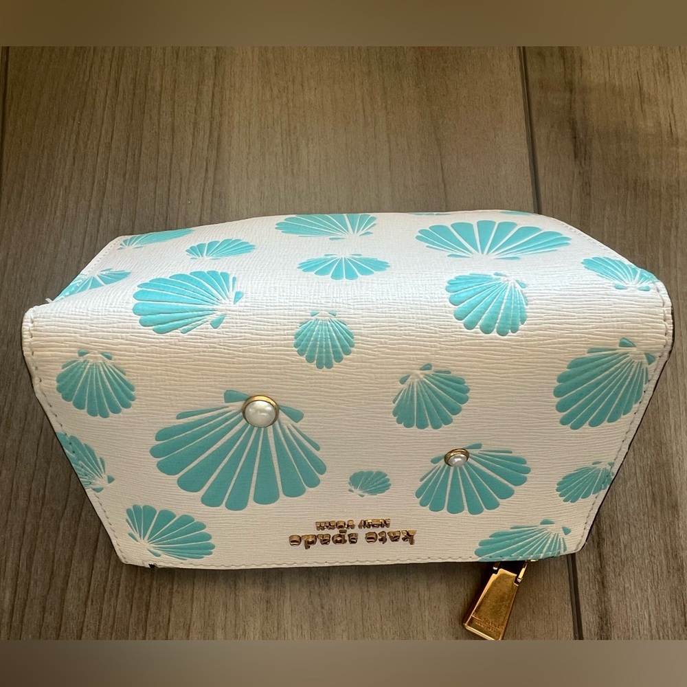KATE SPADE | Morgan Seashell Wallet 🐚 - Picture 3 of 12
